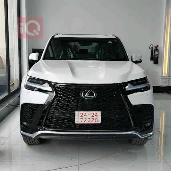 Lexus for sale in Iraq